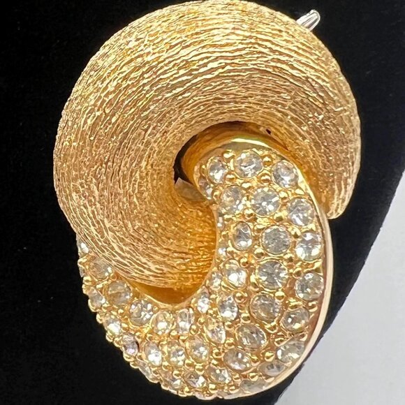 RARE 1980’s Vintage Christian Dior Love Knot Necklace & Earrings - Picture 5 of 10